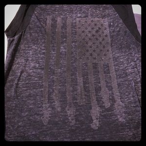 Ladies medium sleeveless shirt